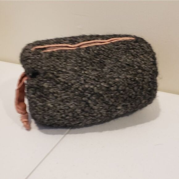 Vintage Lamb Skin Hand Muff - Picture 3 of 6